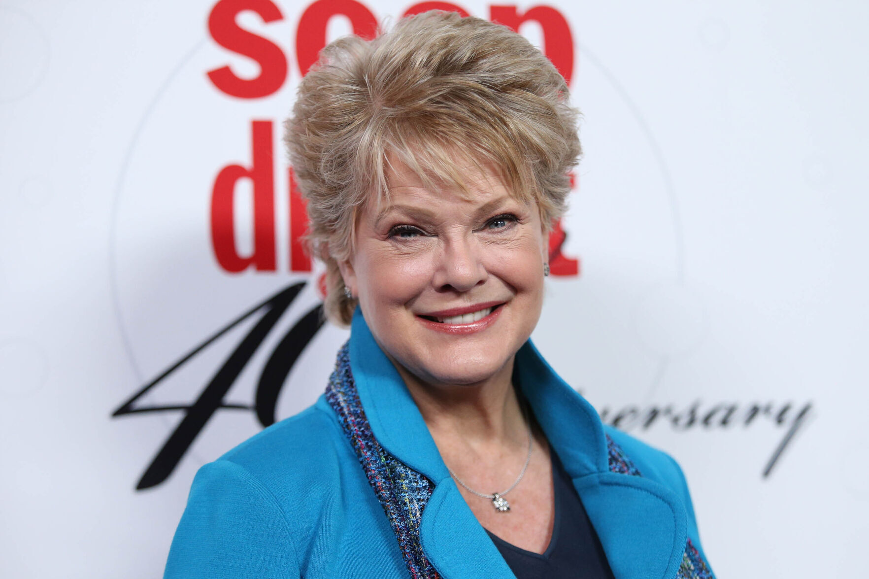 Gloria Loring